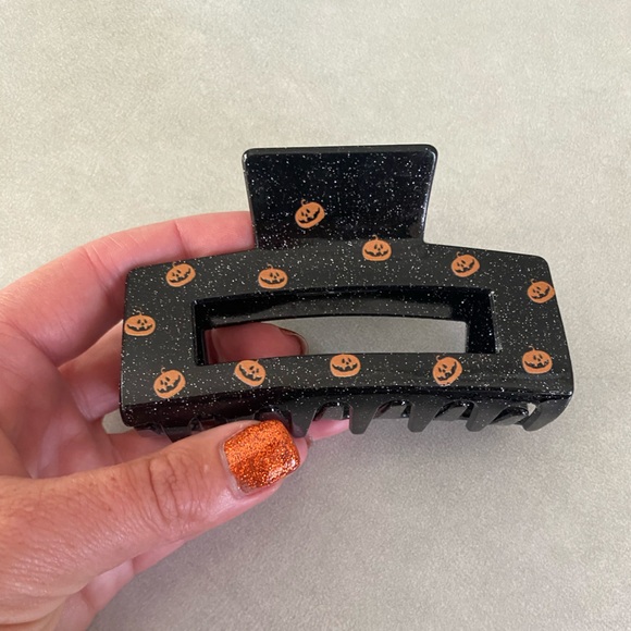 NEW Halloween Pumpkin Claw Clip - Picture 3 of 6